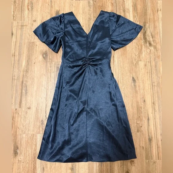 $420 Elie Tahari Elegant Size 2 Navy Blue V Neck Women's Dress - Picture 8 of 10